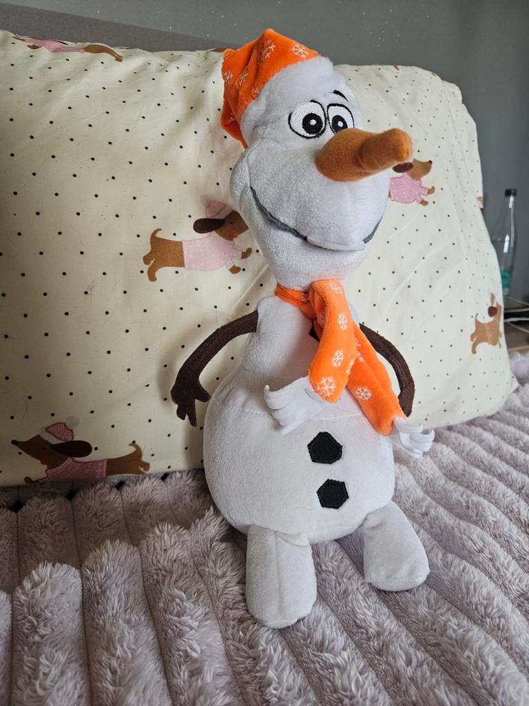 Witte kerst olaf knuffel, Kinderen en Baby's, Speelgoed | Knuffels en Pluche, Oranje, Disney, Disney, Ophalen of Verzenden