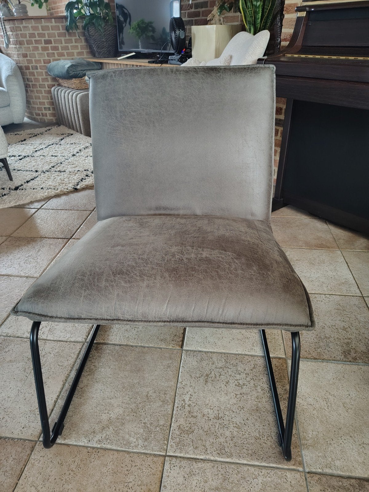 Superbe chaise en similicuir (gris/noir), Enlèvement, Gris, Tissus