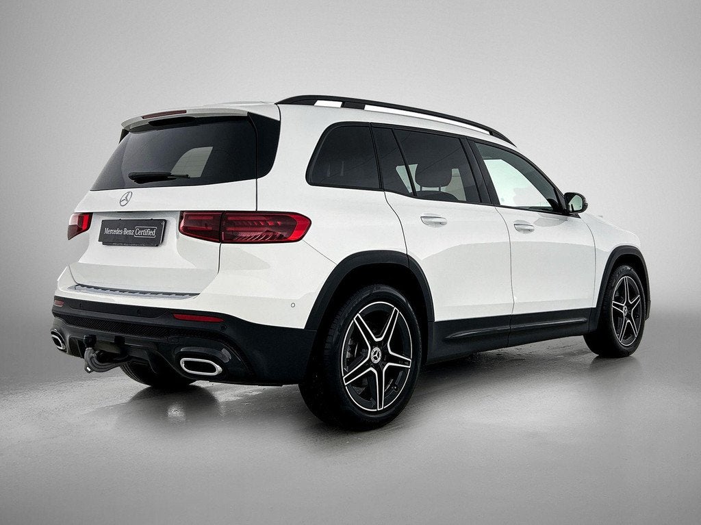 Mercedes-Benz GLB-Klasse 250 4MATIC AMG Line Night Pack | Tr, Auto's, Mercedes-Benz, Automaat, Stof, Gebruikt, 4 cilinders