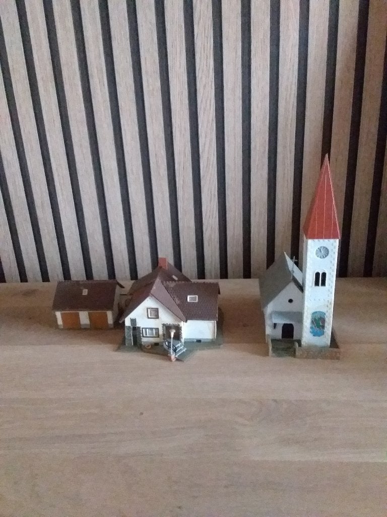Faller huisjes., Gebruikt, Gelijkstroom of Wisselstroom, Brug, Tunnel of Gebouw, Ophalen