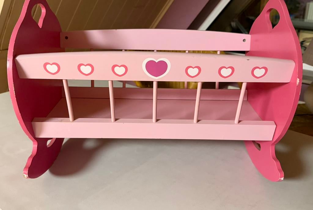 Joli lit balançoire en bois pour poupées, Enlèvement, Utilisé, Autres types