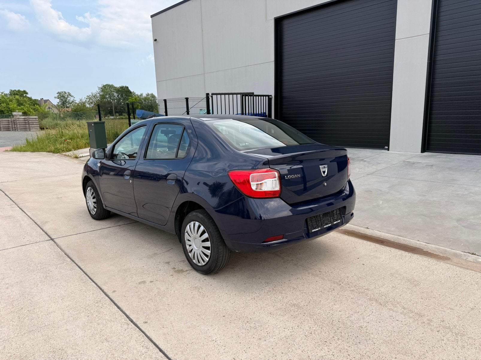 Dacia Logan 2016 Benzine, Autos, Dacia, https://public.car-pass.be/vhr/906e5f31-e417-4b95-af75-fd9405f0c86d, Achat, Entreprise