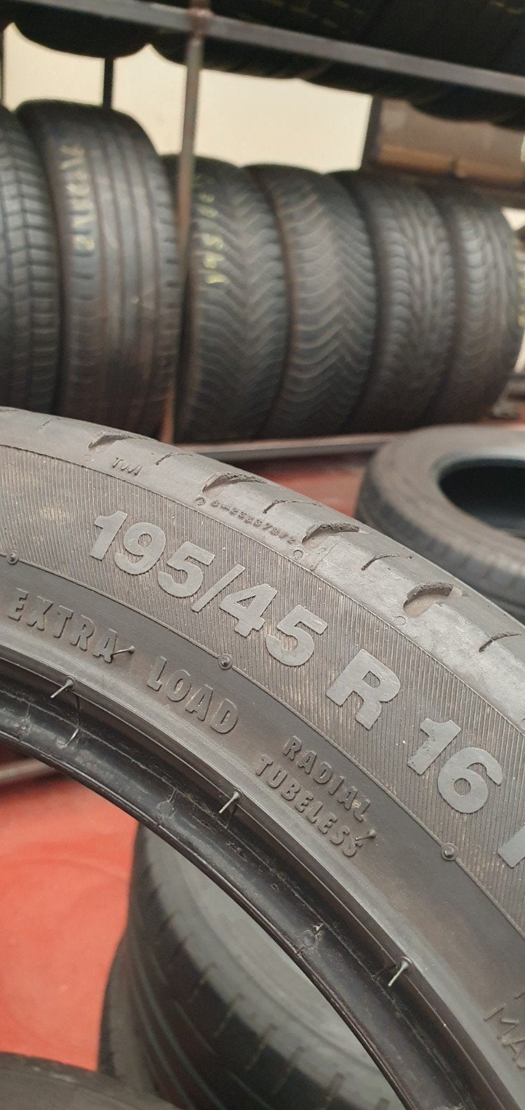 195/46R16 CONTINENTAL TOP QUALITÉ avec montage et équilibrag, Autos : Pièces & Accessoires, Enlèvement