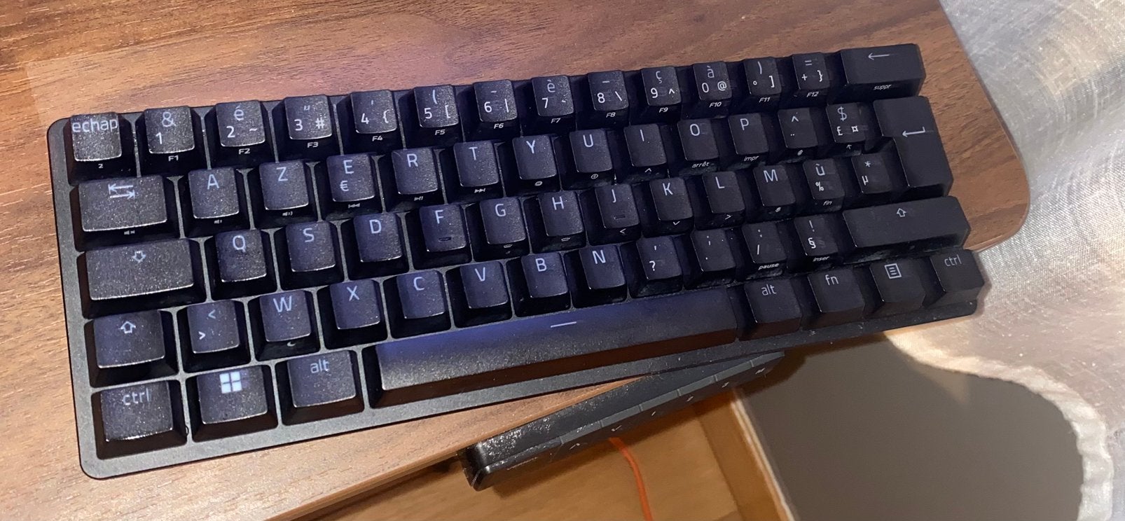 RAZER Huntsman Mini Keyboard (Red Switch) AZERTY, Informatique & Logiciels, Claviers, Azerty, Comme neuf, Filaire, Clavier gamer