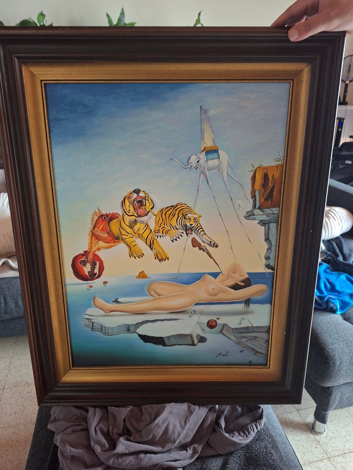 Dali (handgeschilderde replica), Enlèvement, Autres sujets