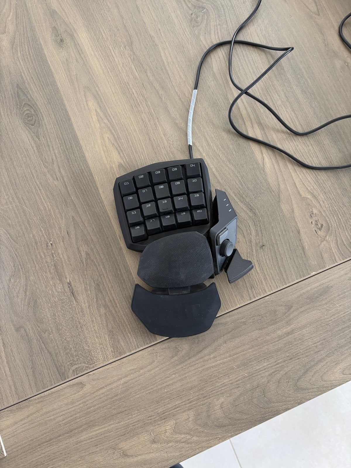 Razer Orbweaver, Computers en Software, Ophalen, Gaming toetsenbord, Numeriek, Zo goed als nieuw