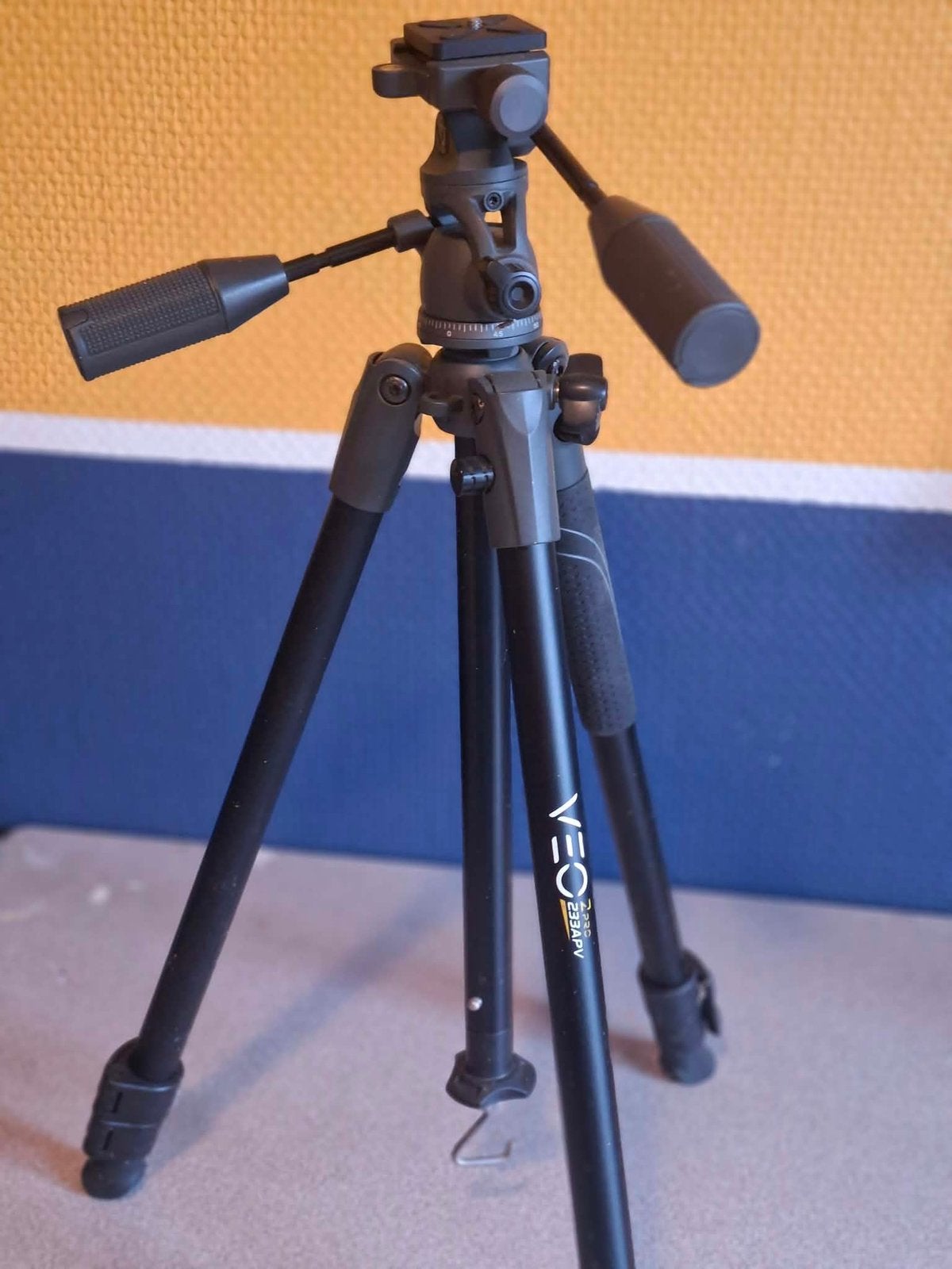 Vanguard Veo 2 Pro 233APV aluminium statief fotografie, Audio, Tv en Foto, Ophalen of Verzenden, Zo goed als nieuw, Snelkoppelingsplaat