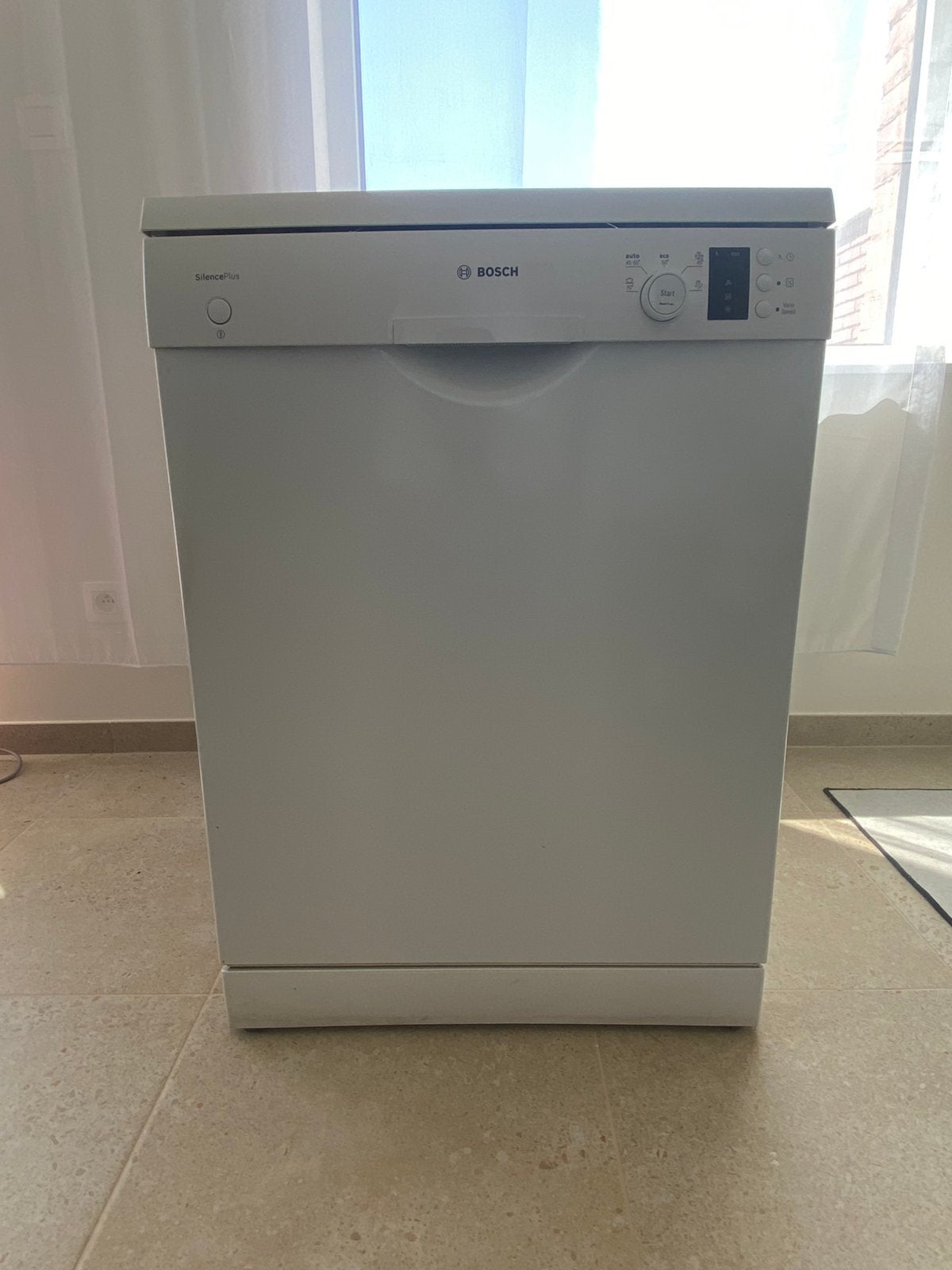 LAVE-VAISSELLE BOSCH, Electroménager, Lave-vaisselle, Comme neuf, Autoportant, 85 à 90 cm, 45 à 60 cm, Programme éco, Enlèvement