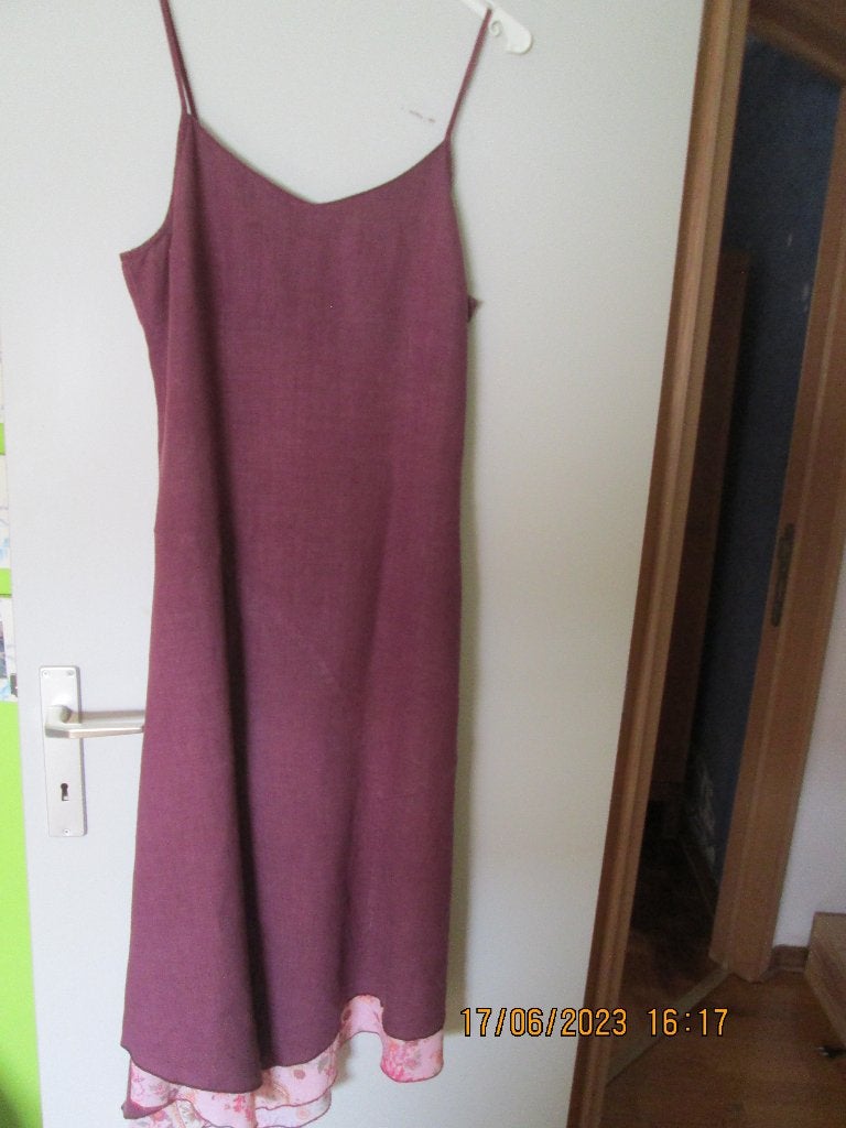 Robe longue bordeau asymétrique en lin « C&A » T : 40, Paars, Zo goed als nieuw, C&A, Onder de knie