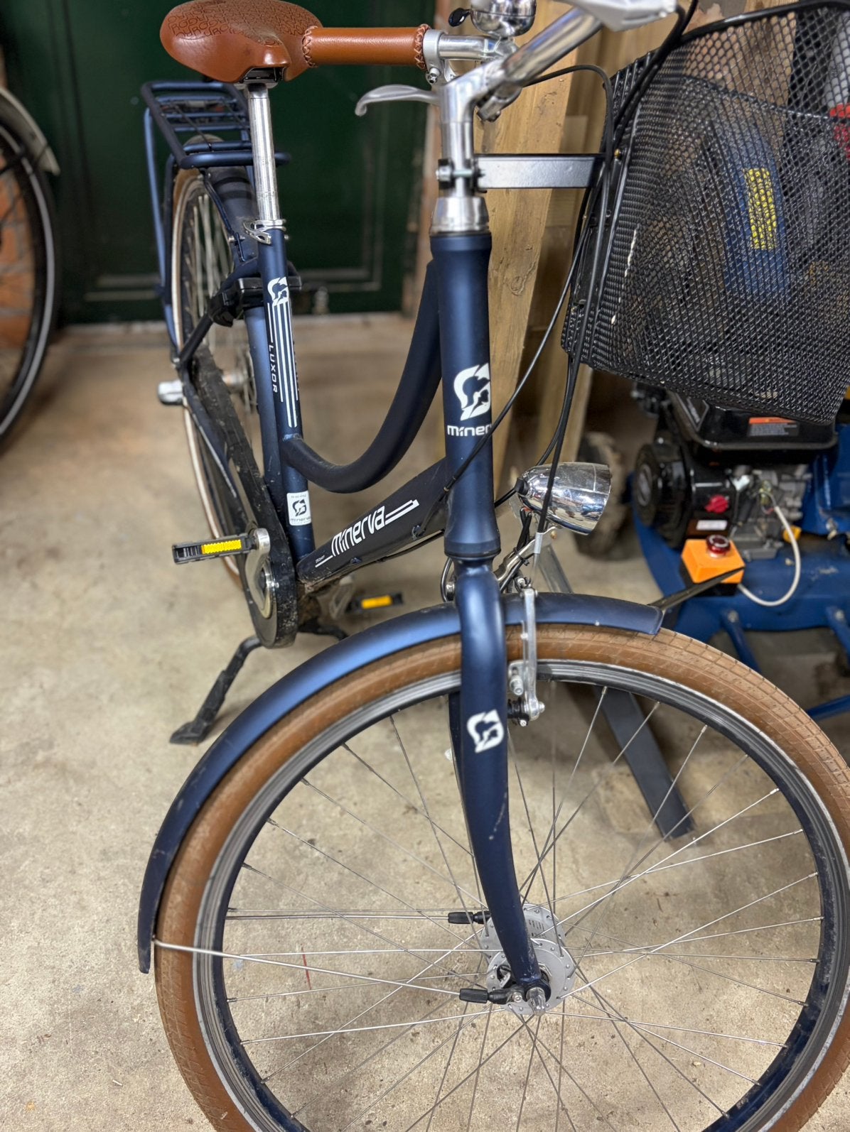 Damesfiets minerva, Fietsen en Brommers, Fietsen | Vouwfietsen, Versnellingen, Zo goed als nieuw, Dames, Ophalen