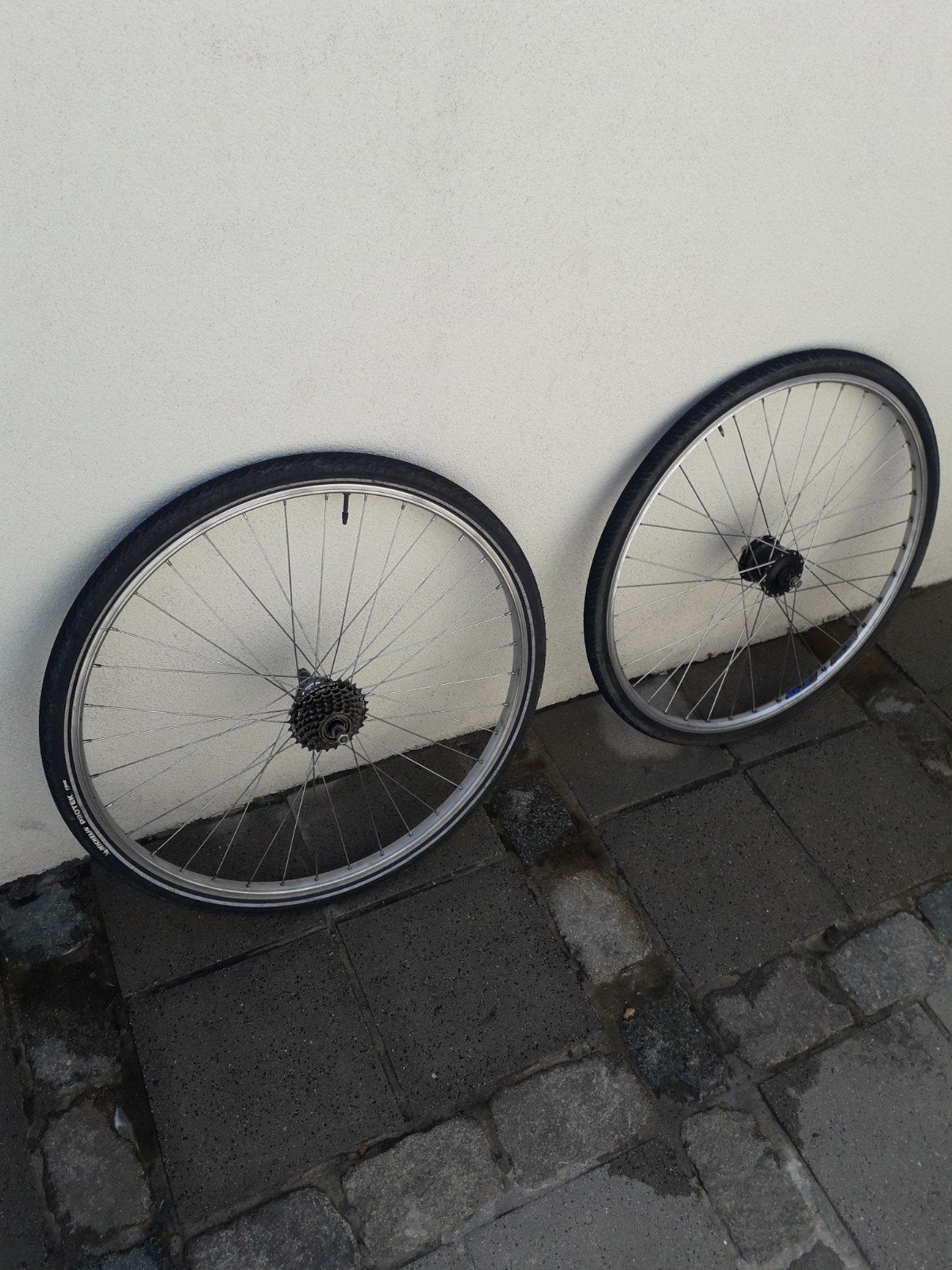 Fietswielen 28" met banden, Fietsen en Brommers, Fietsonderdelen, Gebruikt, Toerfiets, Aluminium, Ophalen