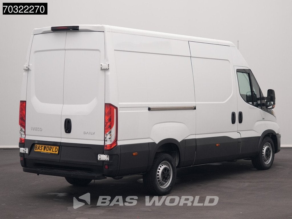 Iveco Daily 35S14 L2H2 Airco Cruise Parkeersensoren 3,5t Tre, Autos, Achat, Euro 6, Entreprise, Boîte manuelle