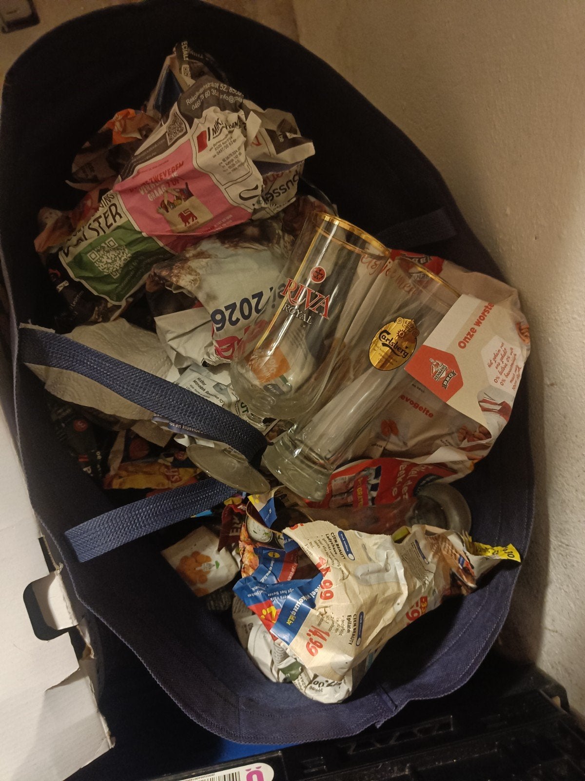 verschillende glazen, Ophalen