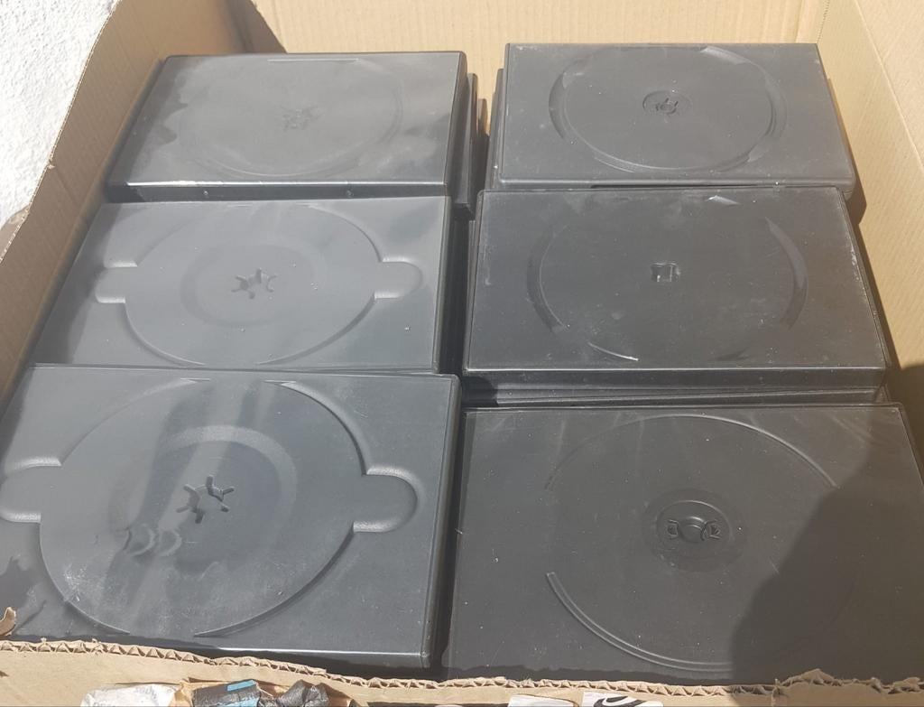 2 lots de boîtiers pour CD, DVD vierges