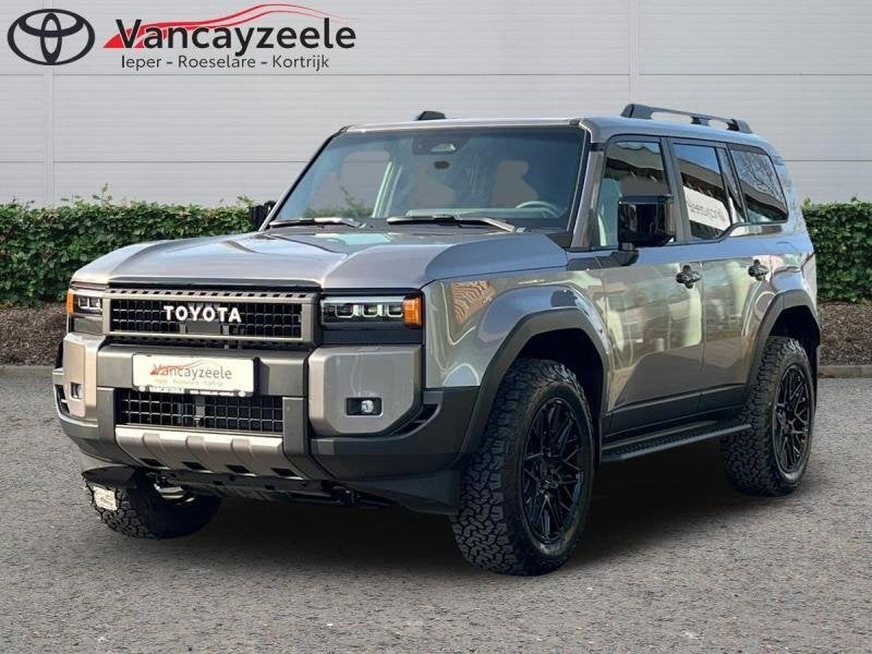 Toyota Landcruiser VX 76240 + BTW + lichtevracht, Auto's, Automaat, Overige kleuren, https://public.car-pass.be/vhr/ea881765-8c1a-4f9a-b035-0657e5526bd2