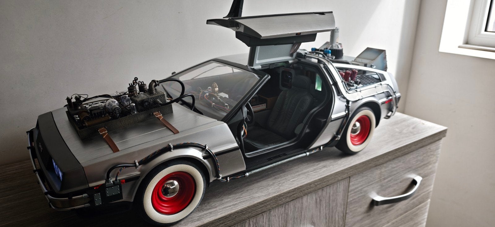 DeLorean 3 Hot toys, Enlèvement ou Envoi