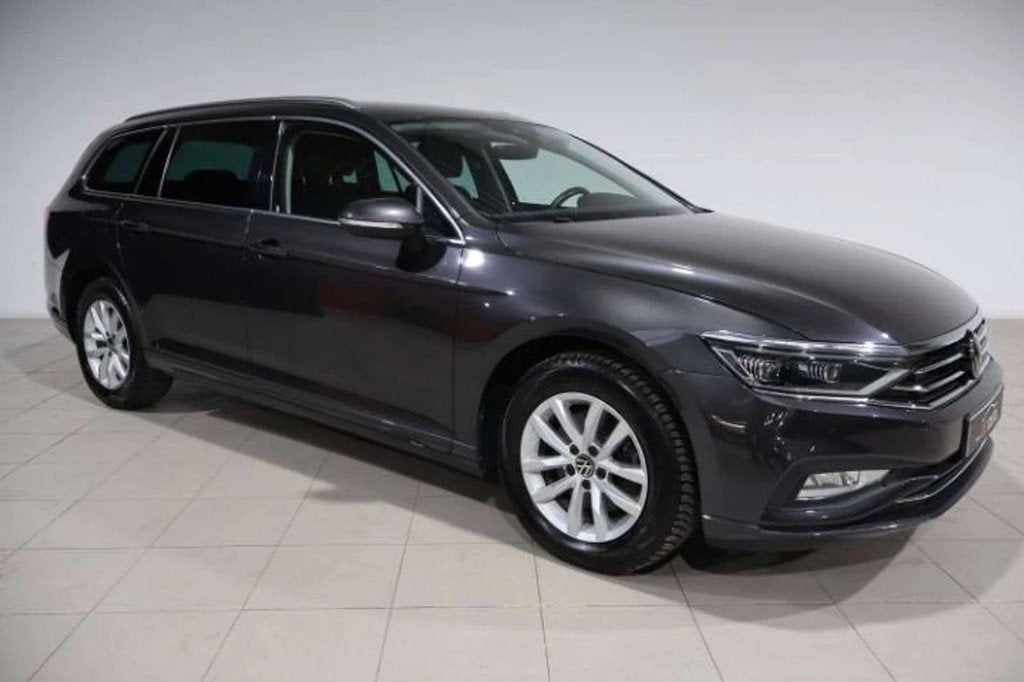 Volkswagen Passat Variant Passat SW 2.0 TDi SCR Style DSG, Autos, Argent ou Gris, Achat, Euro 6, Entreprise