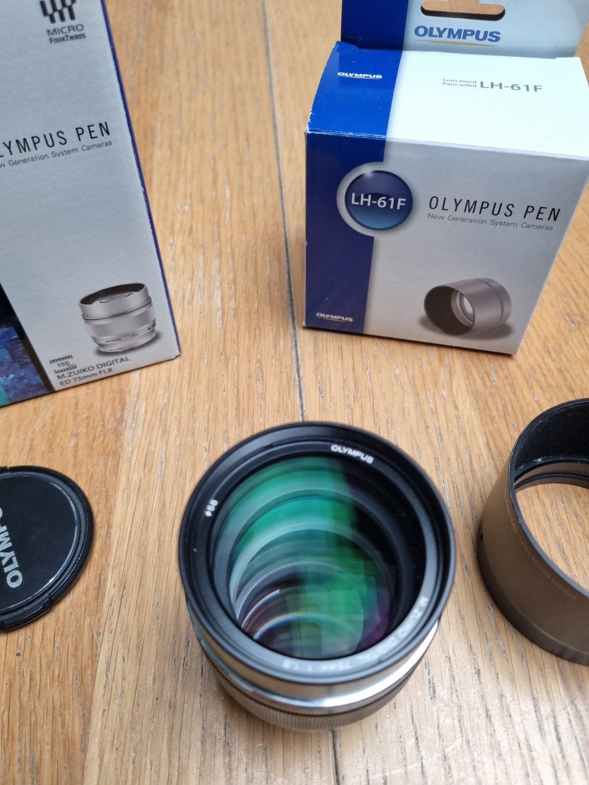 Olympus M.Zuiko ED 75mm f1.8, Enlèvement ou Envoi, Olympus