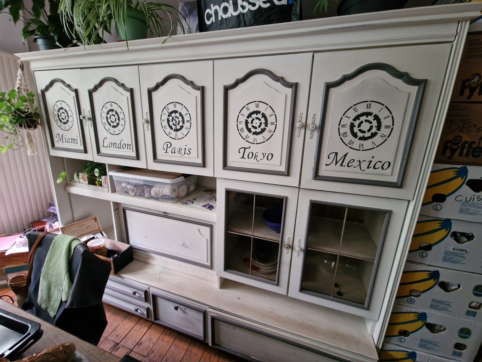 Grand meuble de rangement / Vaisselier (À donner) - L 236 cm, Enlèvement, Utilisé
