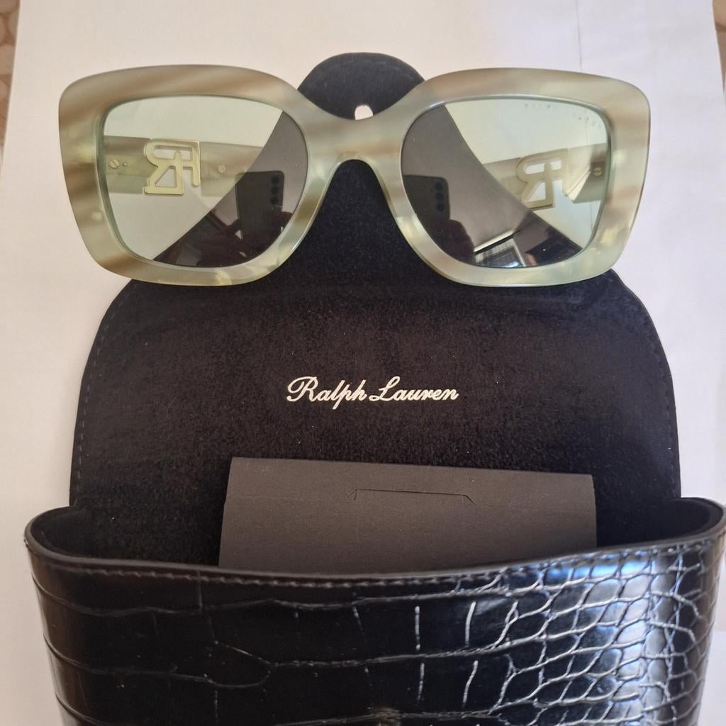 Ralph Lauren avec étui état neuf, Handtassen en Accessoires, Zonnebrillen en Brillen | Dames, Ophalen, Ralph Lauren