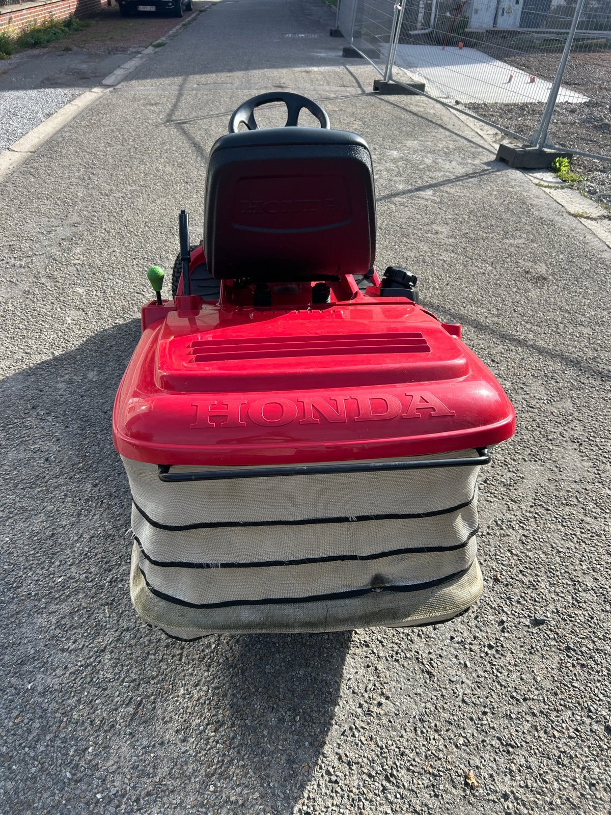 Honda hf2417 seulement 84h de travail, Enlèvement ou Envoi, Comme neuf, Démarrage électrique, 90 à 120 cm