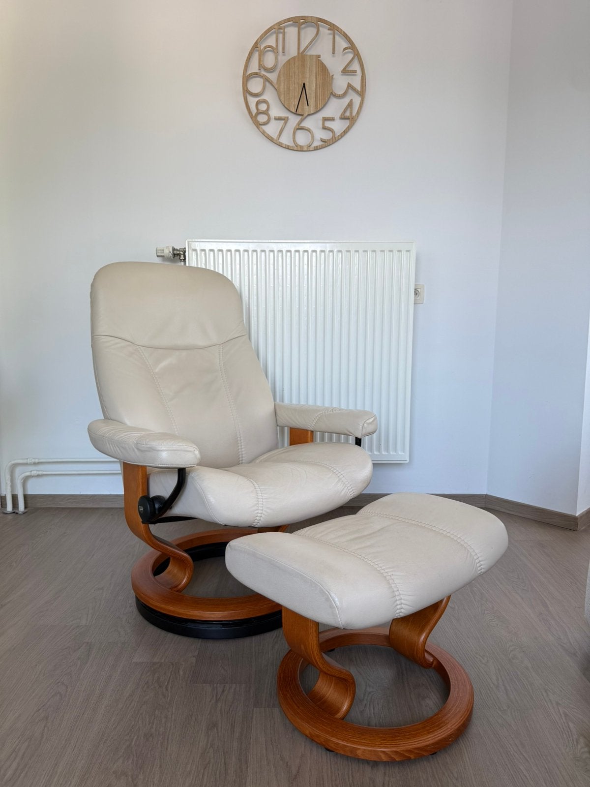 Stressless Design Fauteuil - Consul - Beige incl. Voetenbank, Huis en Inrichting, Ophalen, 75 tot 100 cm, Zo goed als nieuw, Leer