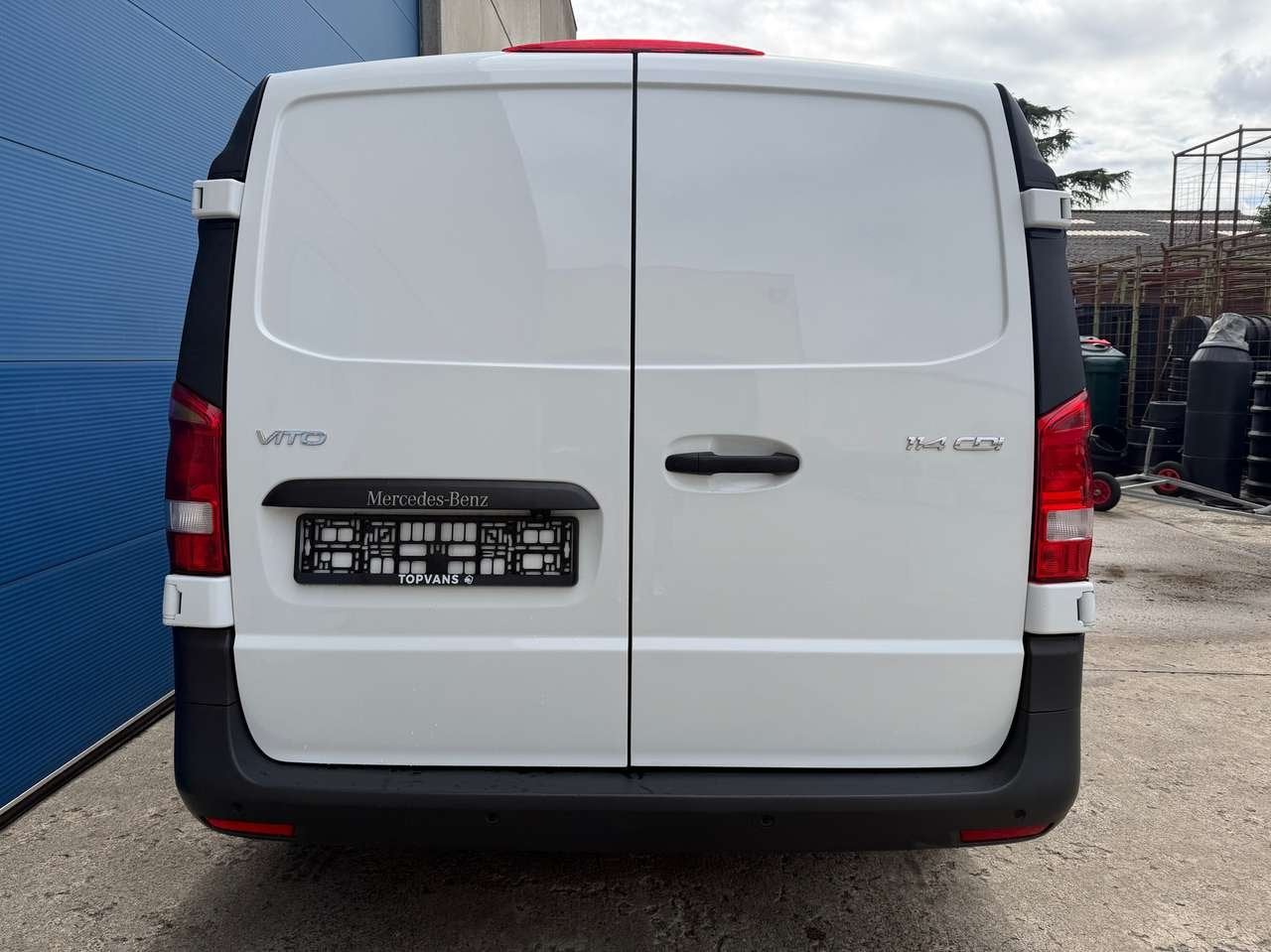 Mercedes-Benz Vito 114CDI Camera - Carplay (€21.033 ex btw), Auto's, Wit, Mercedes-Benz, https://public.car-pass.be/vhr/43acc241-48df-4439-875e-1aa456c42bcc
