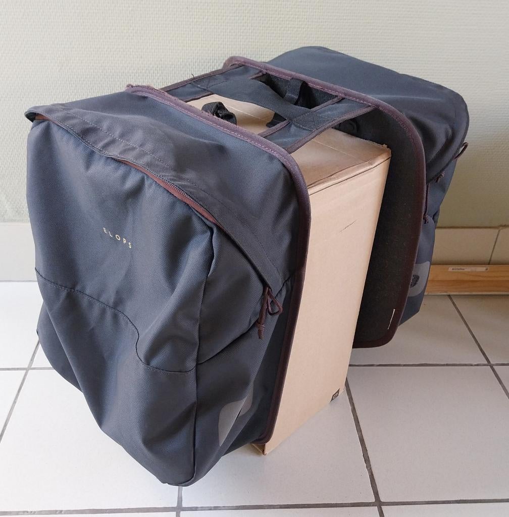 Dubbele fietstas 2 x 15l, Ophalen, Gebruikt, Elops
