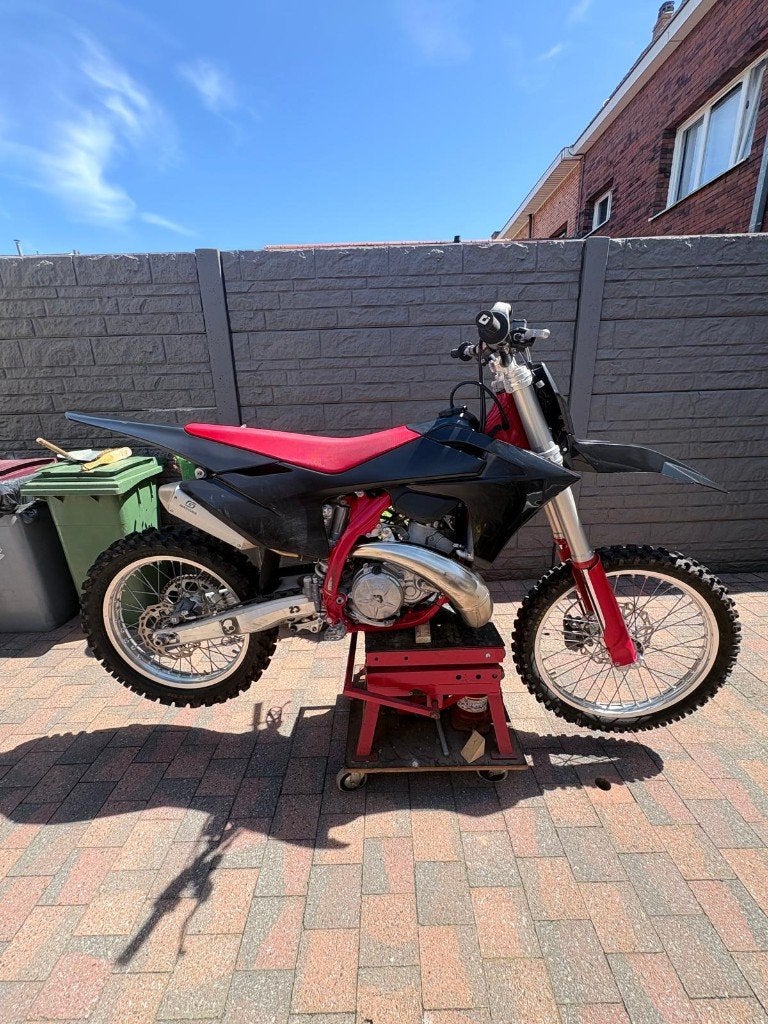GasGas MC250, Ophalen, 1 cilinder