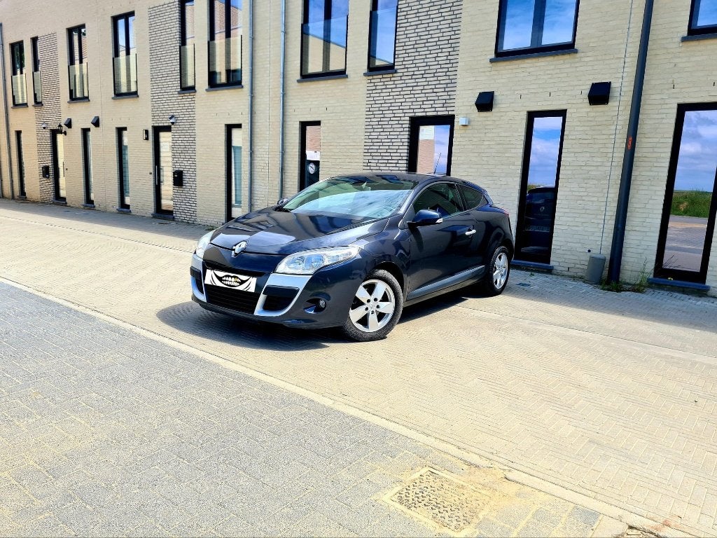 Renault Megane prêt à immatriculé, Autos, Renault, Particulier, ABS, Airbags, Air conditionné, Climatisation automatique, Conduite autonome