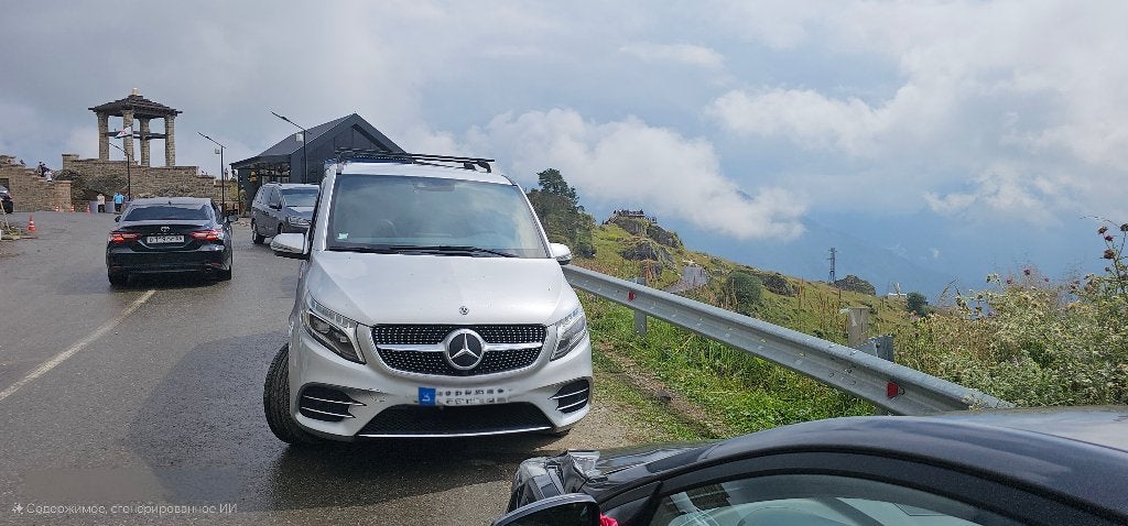 Mercedes V300 AMG 4MATIC — Véhicule avec TVA et fret léger., Cuir, Argent ou Gris, Achat, 5 portes