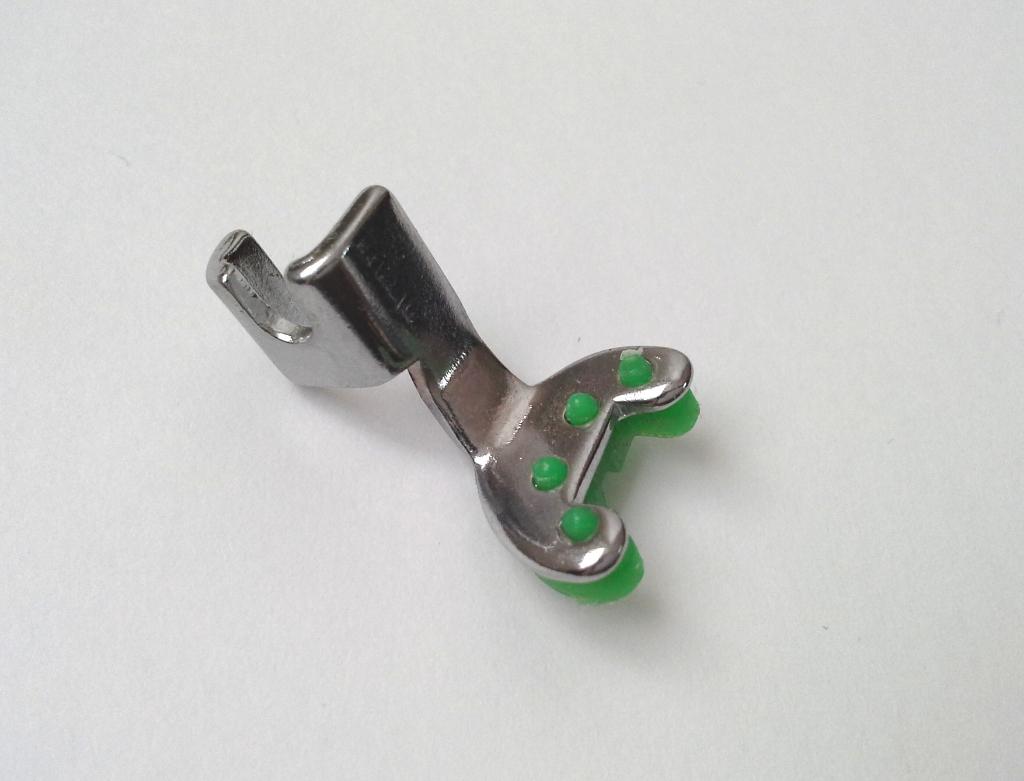 Pied pour bouton pour machine à coudre vintage Anker, Hobby en Vrije tijd, Naaimachines en Toebehoren, Gebruikt, Accessoires, Ophalen