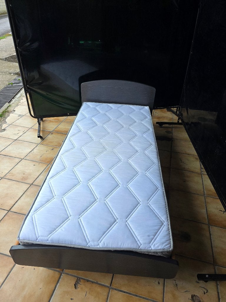 Lit 1 personne, 90 cm, Une personne, Enlèvement, Utilisé