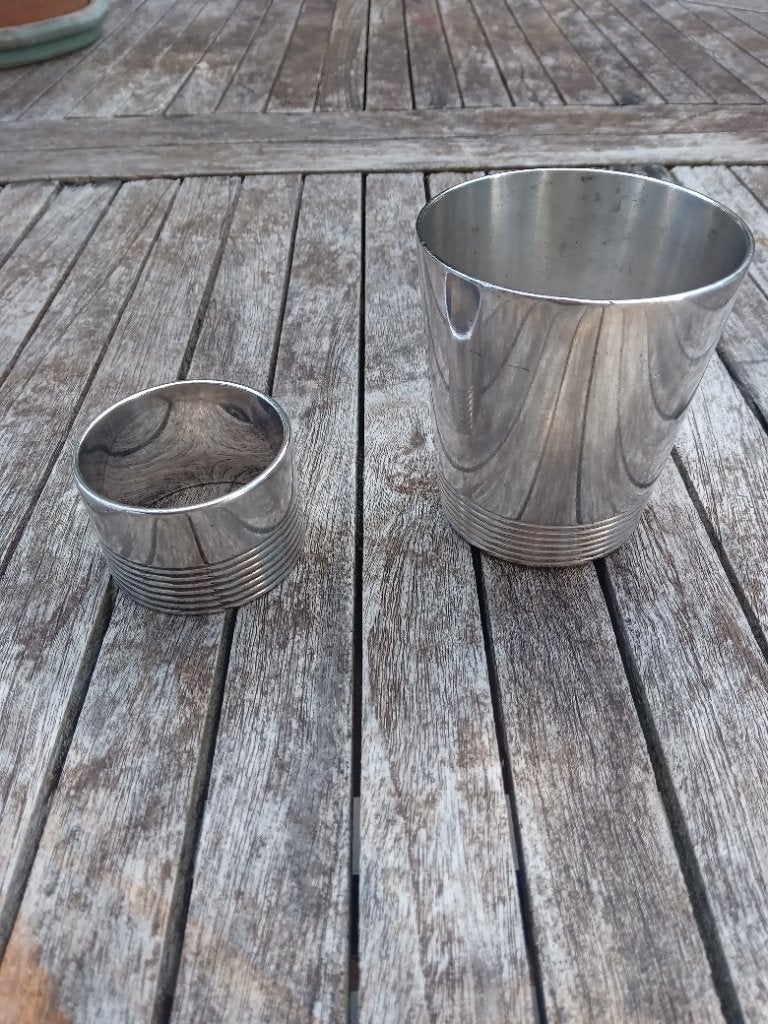 Beker en servetring van Christofle., Antiek en Kunst, Ophalen, Zilver
