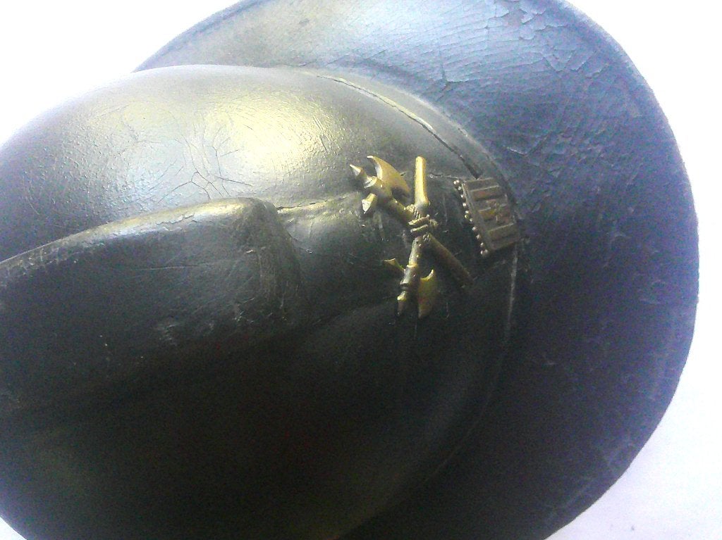 Casque de sapeur-pompier communal belge vers 1910-20, Envoi, Autres, Casque ou Béret