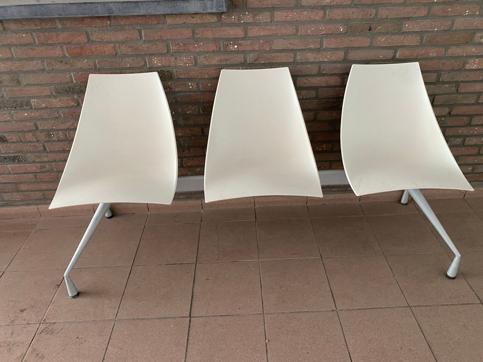Wachtkamer stoel, Ophalen