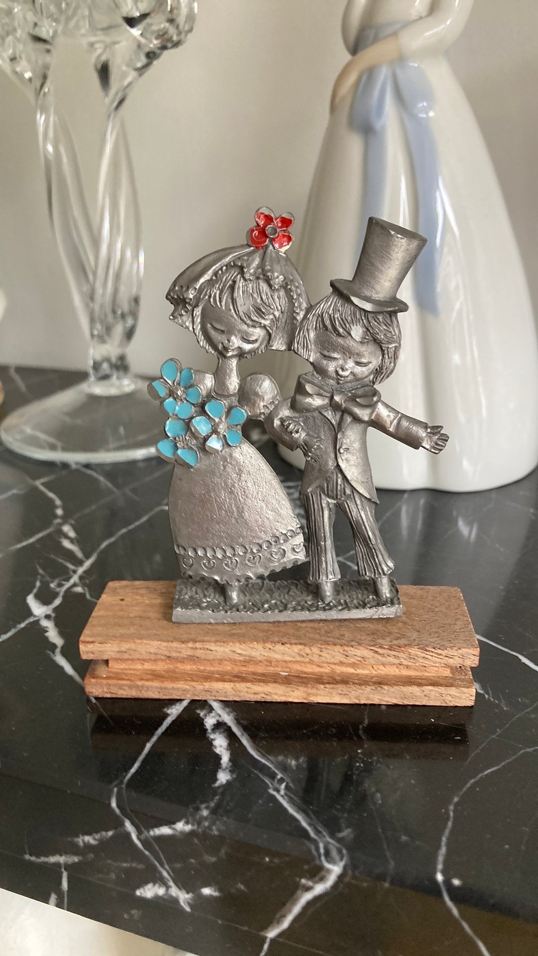 Huwelijkscadeau, jubileum kado, beeldje, tin,, Ophalen of Verzenden