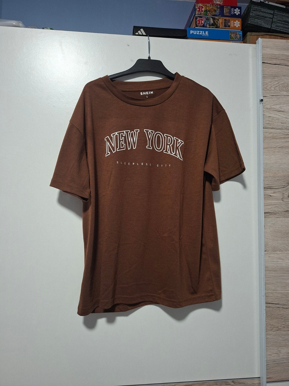 T-shirt large avec imprimé Shein, Kleding | Dames, T-shirts, Ophalen, Bruin, Zo goed als nieuw, Korte mouw