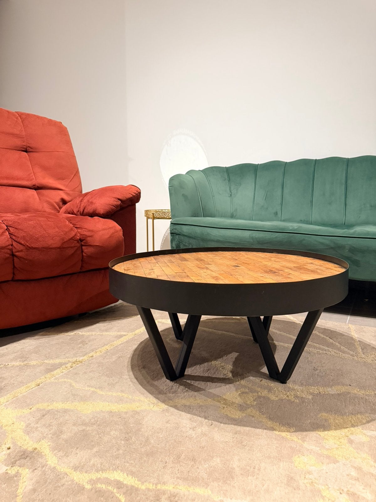 Table basse ronde en bois et métal noir — Ø74 cm, 50 – 75, Rond, 50 à 100 cm, Enlèvement
