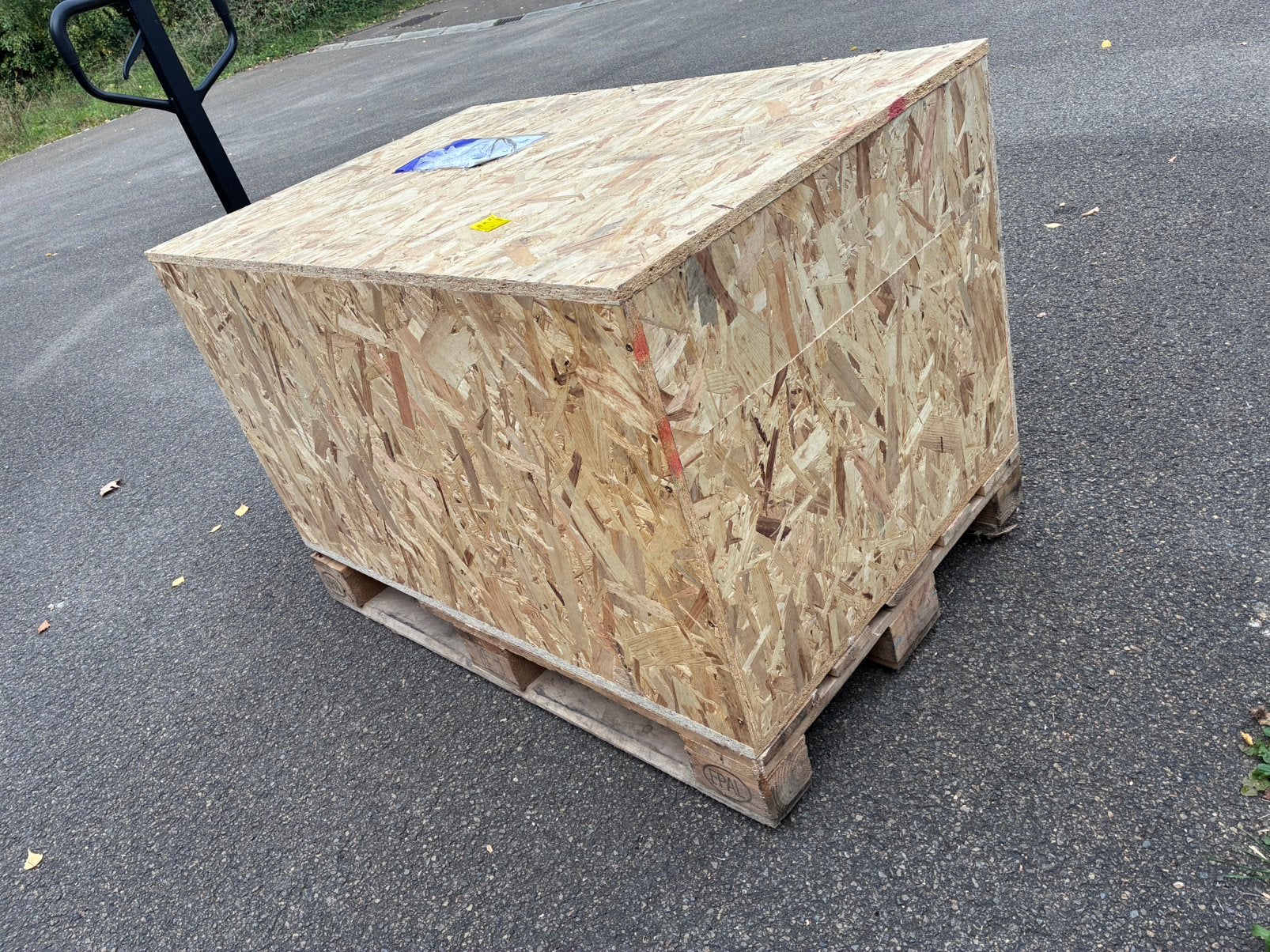 Box osb sur palette euro, Bricolage & Construction, Enlèvement, Comme neuf, Palette