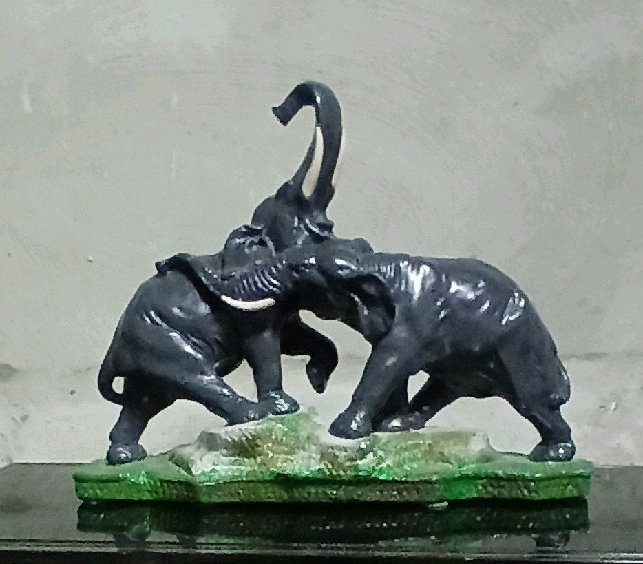 Grande statuette Duo d'Éléphants en plâtre – 45 cm, Enlèvement, Vert
