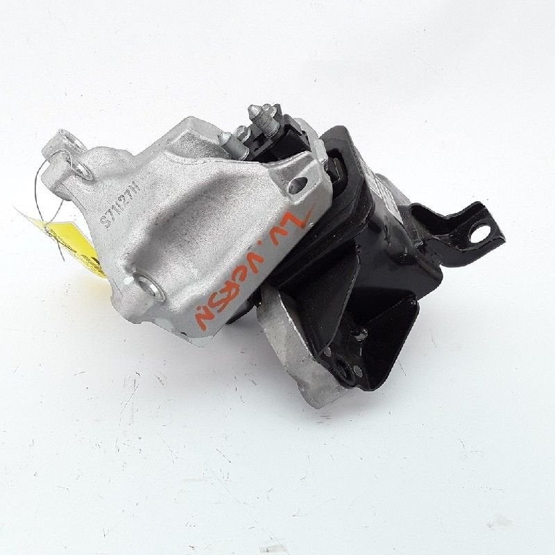 SUPPORT BOITE DE VITESSES ABS Tucson (TL) (|21830D7000|), Dhr. M. Roggen, Stadsweg 37 37
9917 PV  WIRDUM GR., NL, Hyundai, Utilisé