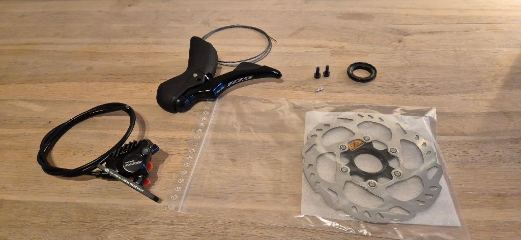 Shimano 105 shifter met schijfrem, Fietsen en Brommers, Fietsonderdelen, Nieuw, Remmen, Overige materialen, Racefiets, Ophalen of Verzenden