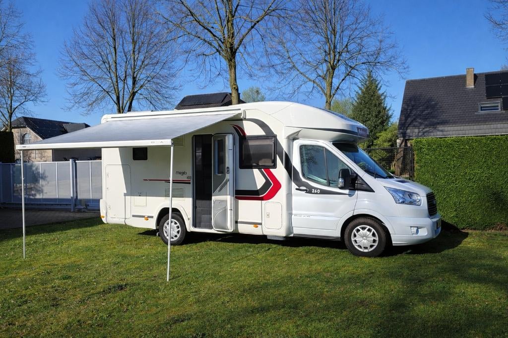 Challenger Mageo 260 – 170 pk automaat – slechts 14.500 km, Automaat, Challenger, Particulier, 6 tot 7 meter