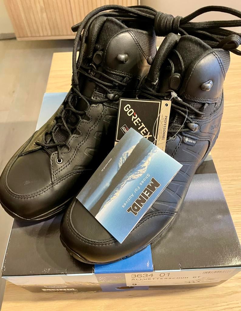 Bottes Meindl en cuir noires nouvelle taille 5.5, Sports & Fitness, Enlèvement ou Envoi, Comme neuf