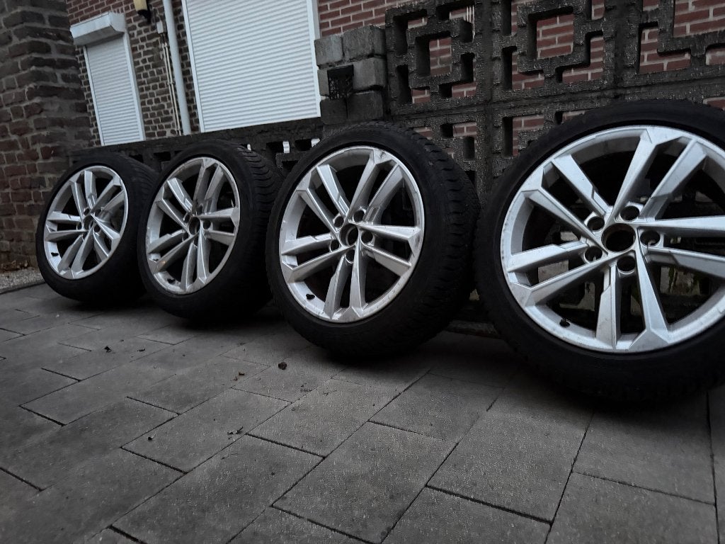 Goodyear Vector 4-seasons banden GEN2 225/45/R17 94V, Ophalen, Gebruikt, 17 inch, All Season