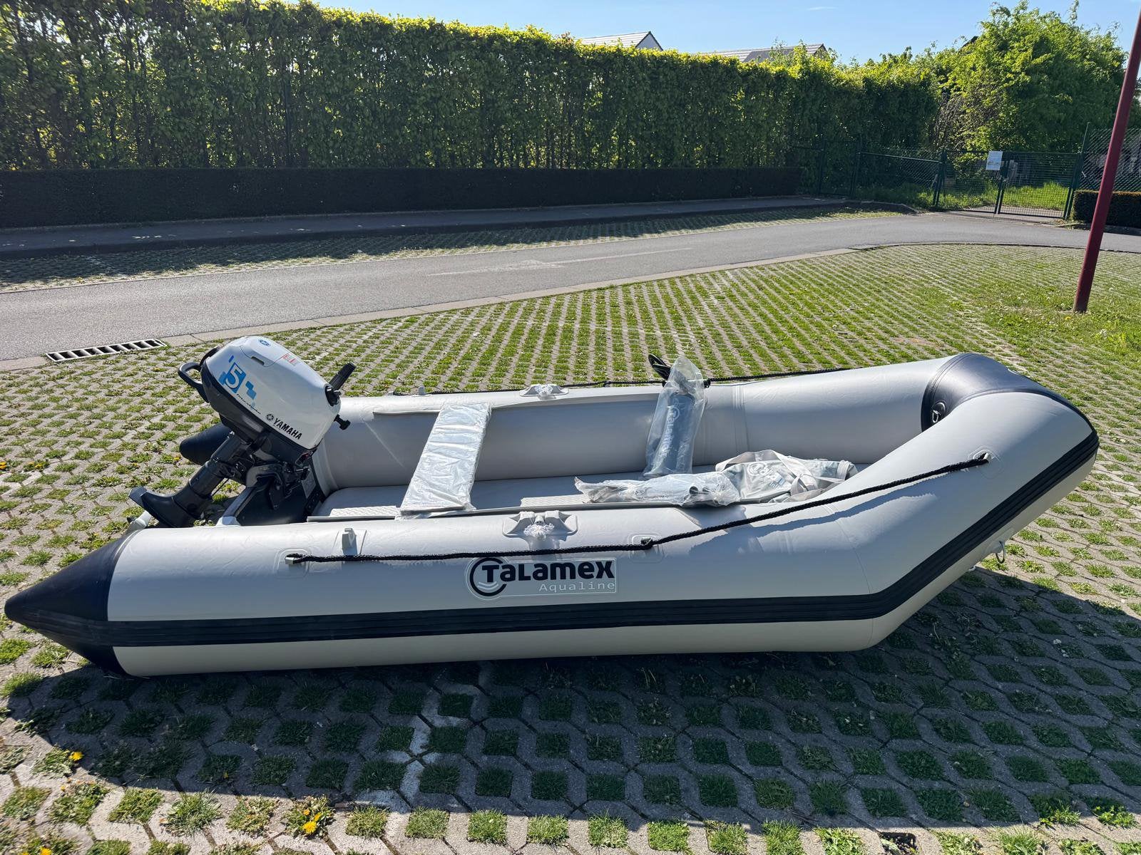 Bateau pneumatique Talamex 3,50 m Neuf , Moteur Yamaha 5CV, Enlèvement, Comme neuf, Talamex
