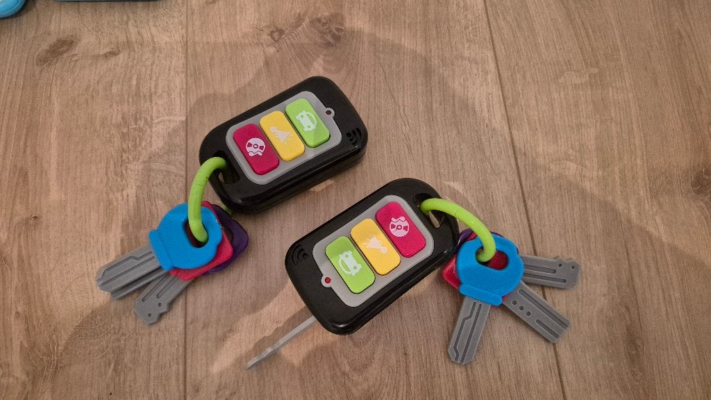 Speelgoedtelefoons & autosleutels met licht en geluid, Ophalen of Verzenden, Zo goed als nieuw, Elektronica, Met licht