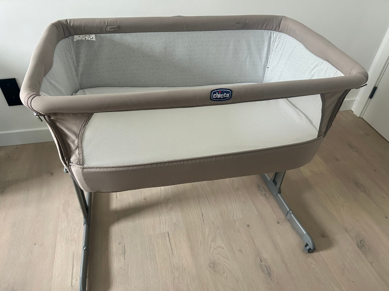 Co sleeper Chicco, Kinderen en Baby's, Ophalen, Zo goed als nieuw, Wieg