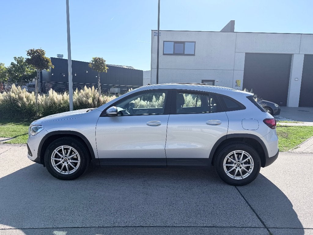 mercedes GLA180/BENZINE/Panoramish open dak, Auto's, Automaat, Euro 6, Bedrijf, 5 deurs